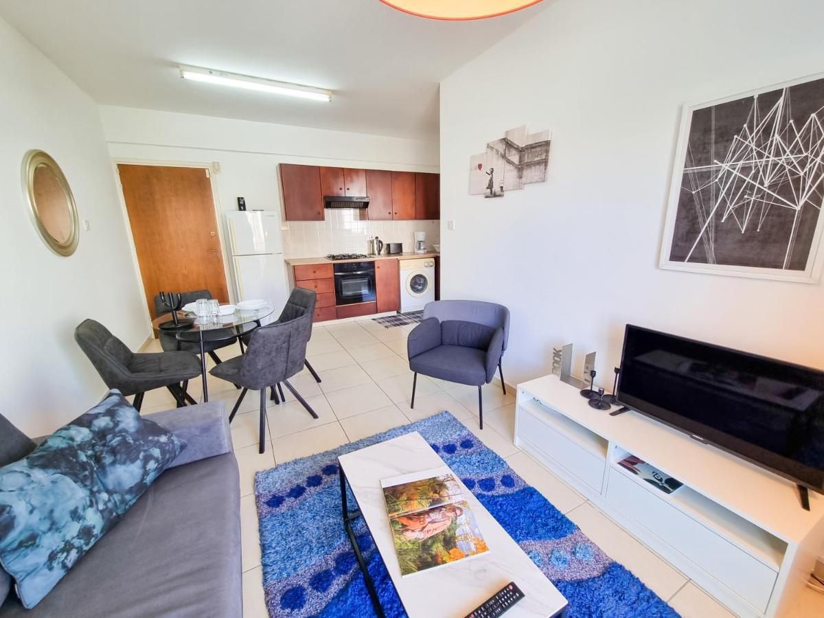 Seaside Heaven Apartment With Pool ラルナカ エクステリア 写真